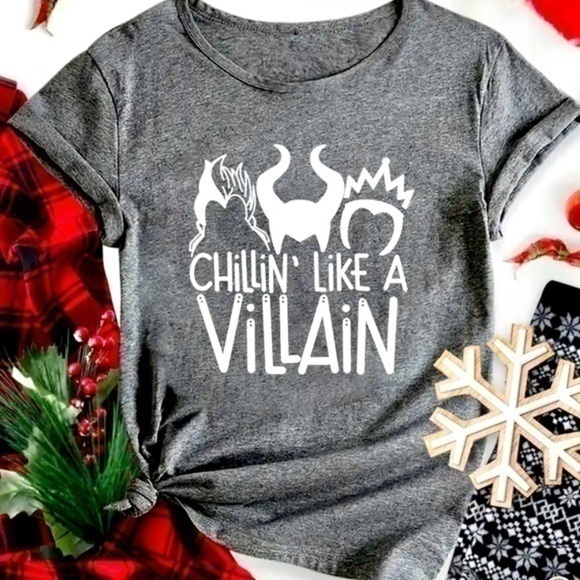 Women’s CHiLLiN' LiKE A ViLLAiN Short Sleeve T-Shirt - Size XL - NWT - Picture 1 of 5